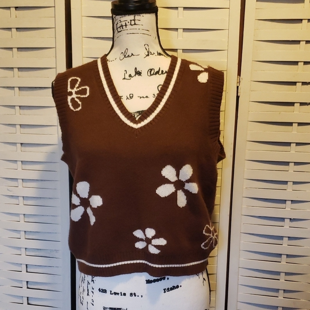 Brown Floral Knit Vest